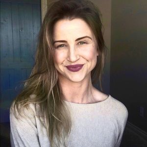 Meet your Posher, Jillian